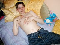 Gay twink Benjamin