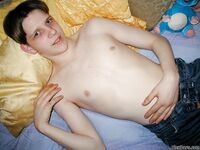 Gay twink Benjamin