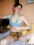 Gay twink Benjamin