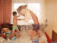 Florian and Gary pilow fight