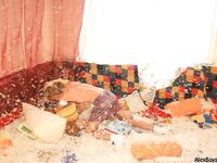 Florian and Gary pilow fight