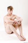 erik_bodyT_2