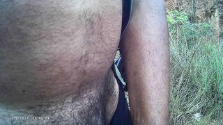 pica  mole querendo uma atras.