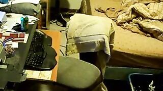 Hot guy wanking after shower