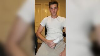 Handsome twink cumming