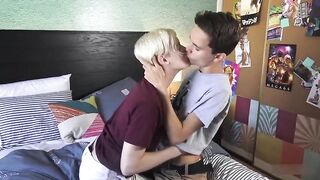 Two hot twinks have hardcore gay sex 153