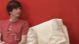 Two hot twinks have hardcore gay sex 161