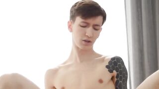 Two gay boys fucking and cumming 086