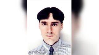 Young wanker quick wank in the gym school